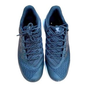 UNDER ARMOR Steph Curry Basketball Shoes Youth  6Y